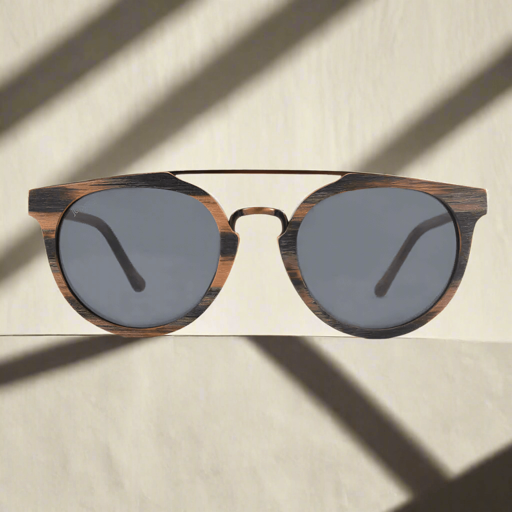7 Shocking Effects of the Sun on the Eyes & Why Wearing Sunglasses Is Vital